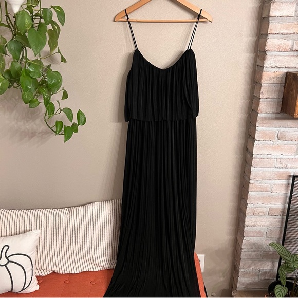 MANGO Pleated Mxi Dress‎ - Picture 6 of 6